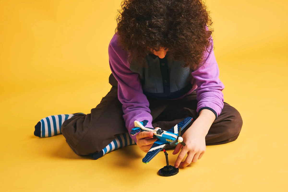 LEGO Creator 31160 Ilma-alus: Kilpalentokone