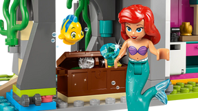 LEGO Disney 43267 Prinsessalinna ja Kuninkaalliset Lemmikit