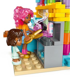 LEGO Friends 42649 Heartlake Cityn Karkkikauppa