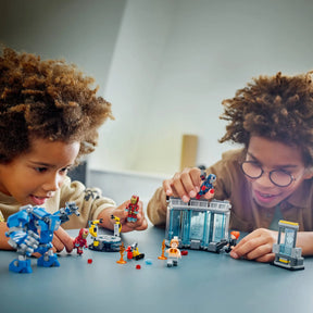 LEGO Marvel 76315 Iron Manin Laboratorio - Haarniskahuone