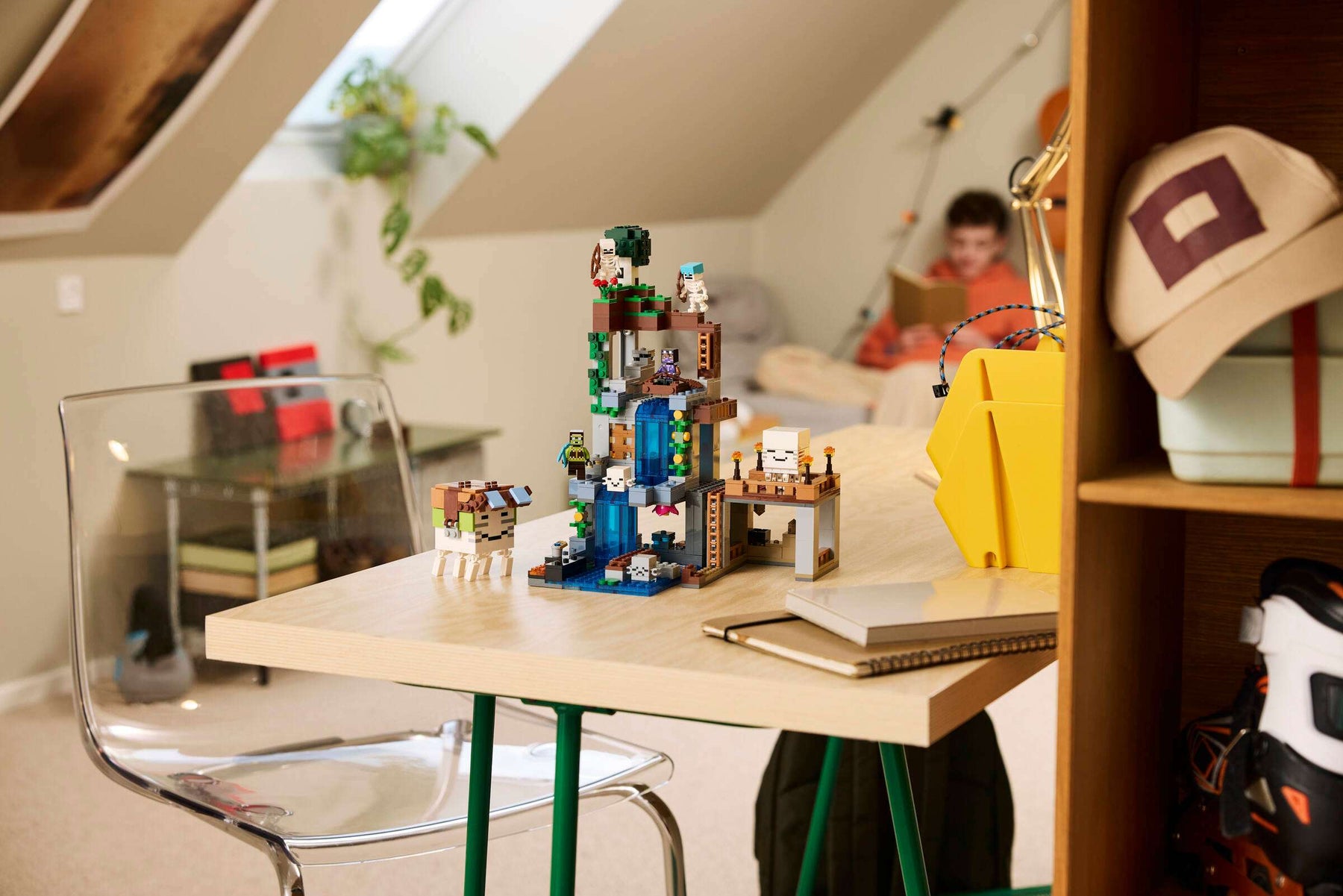 LEGO Minecraft 21597 Hornanhenkien Asema