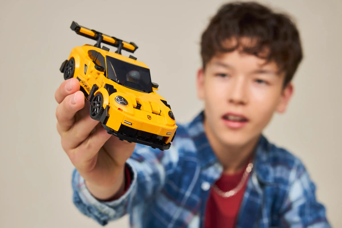 LEGO Speed Champions 77239 Porsche 911 GT3 RS