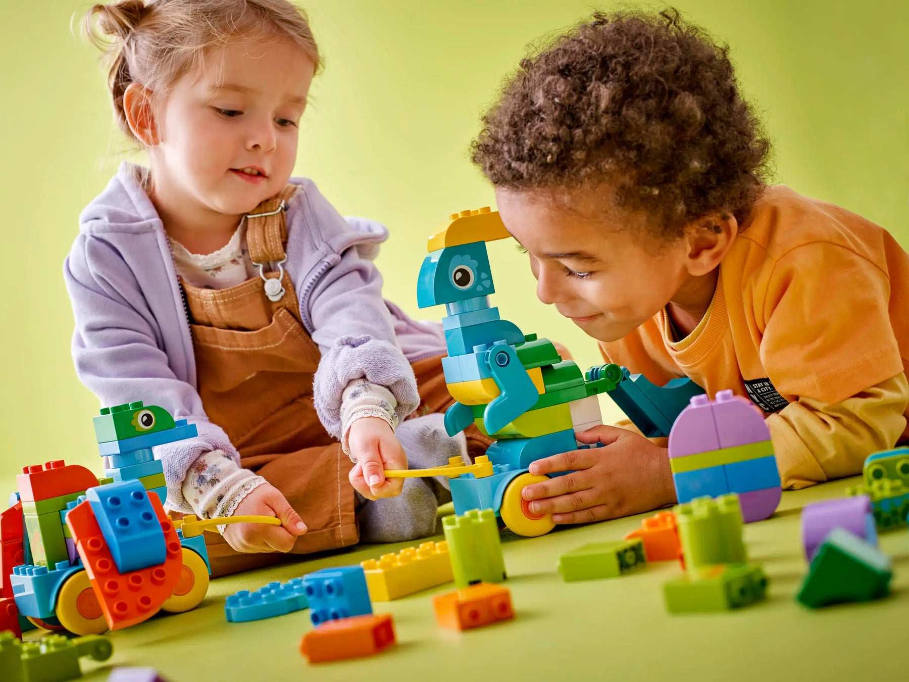 Lego Duplo 10451 Dinosauruksia Pyörien Päällä – 3in1-setti