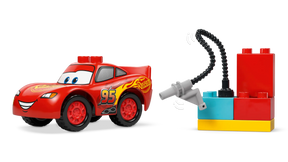 Lego Duplo 10456 McQueenin Vierailu Docin Tallilla