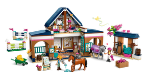Lego Friends 42688 Hevostalli ja Ratsastuskoulu