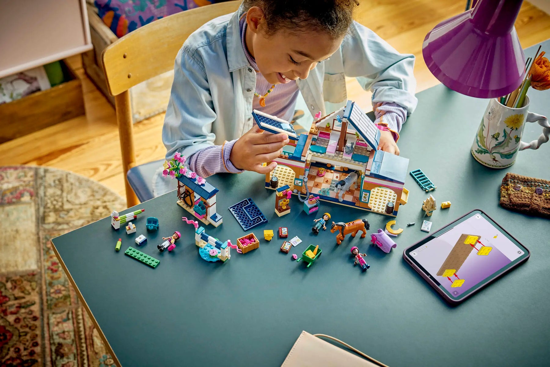 Lego Friends 42688 Hevostalli ja Ratsastuskoulu