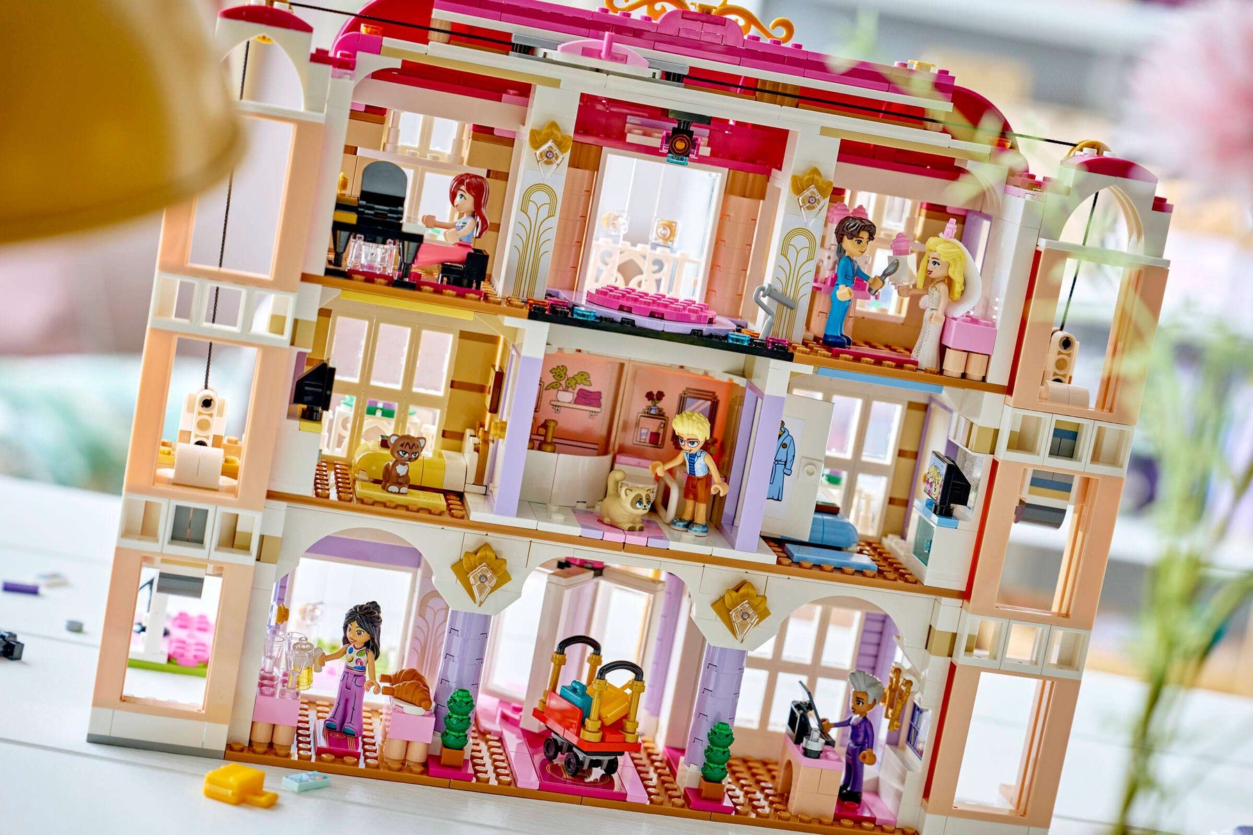 Lego Friends 42704 Heartlake Cityn Grand Hotel