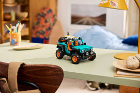 Lego Technic 42227 Jeep Wrangler Rubicon ‑Maasturi