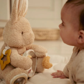 Little Dutch Newborn Naturals Aktiviteettilelu Pupu 26 cm