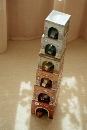 Little Dutch Pinottava Torni ja 6 Autoa