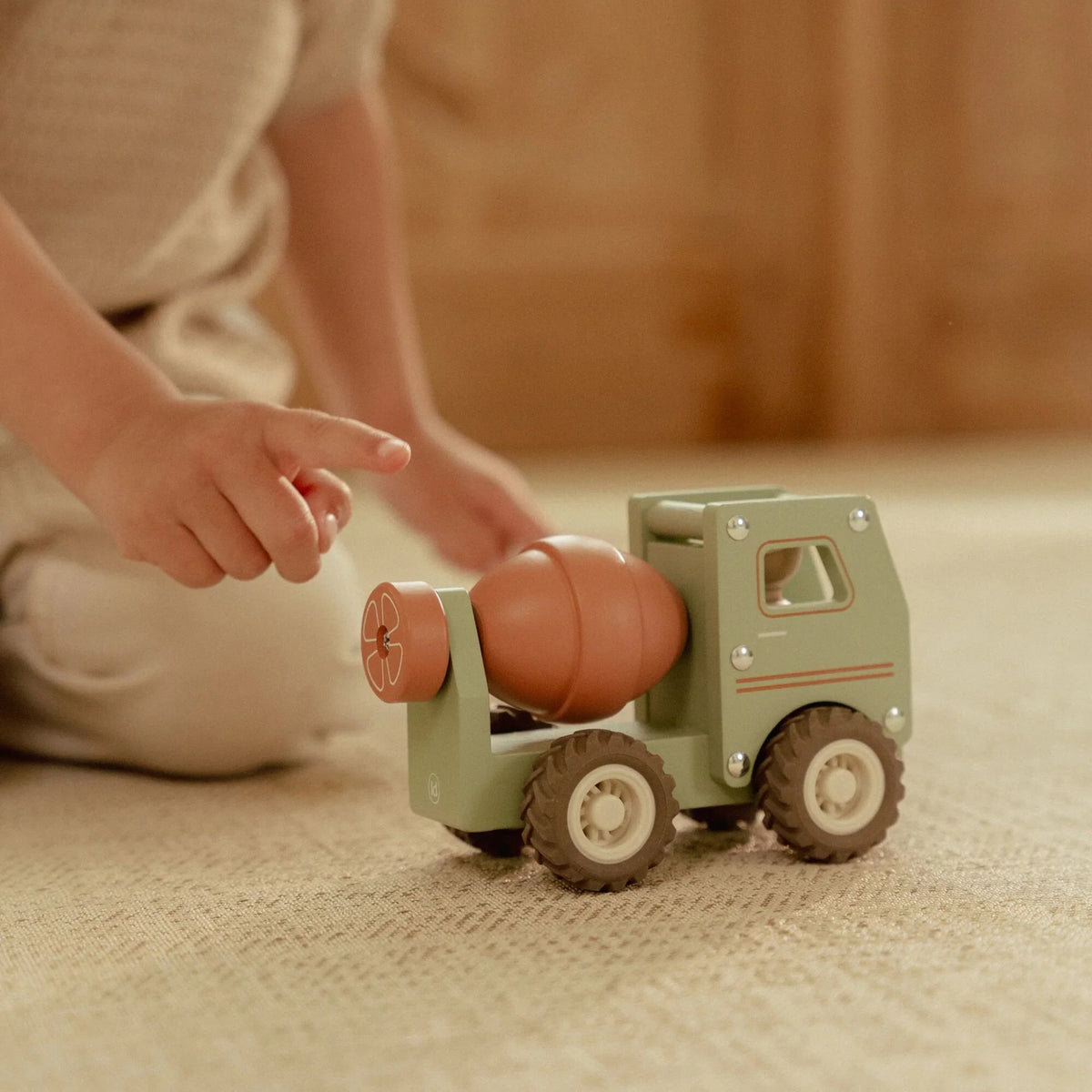 Little Dutch Puinen Sementtiauto