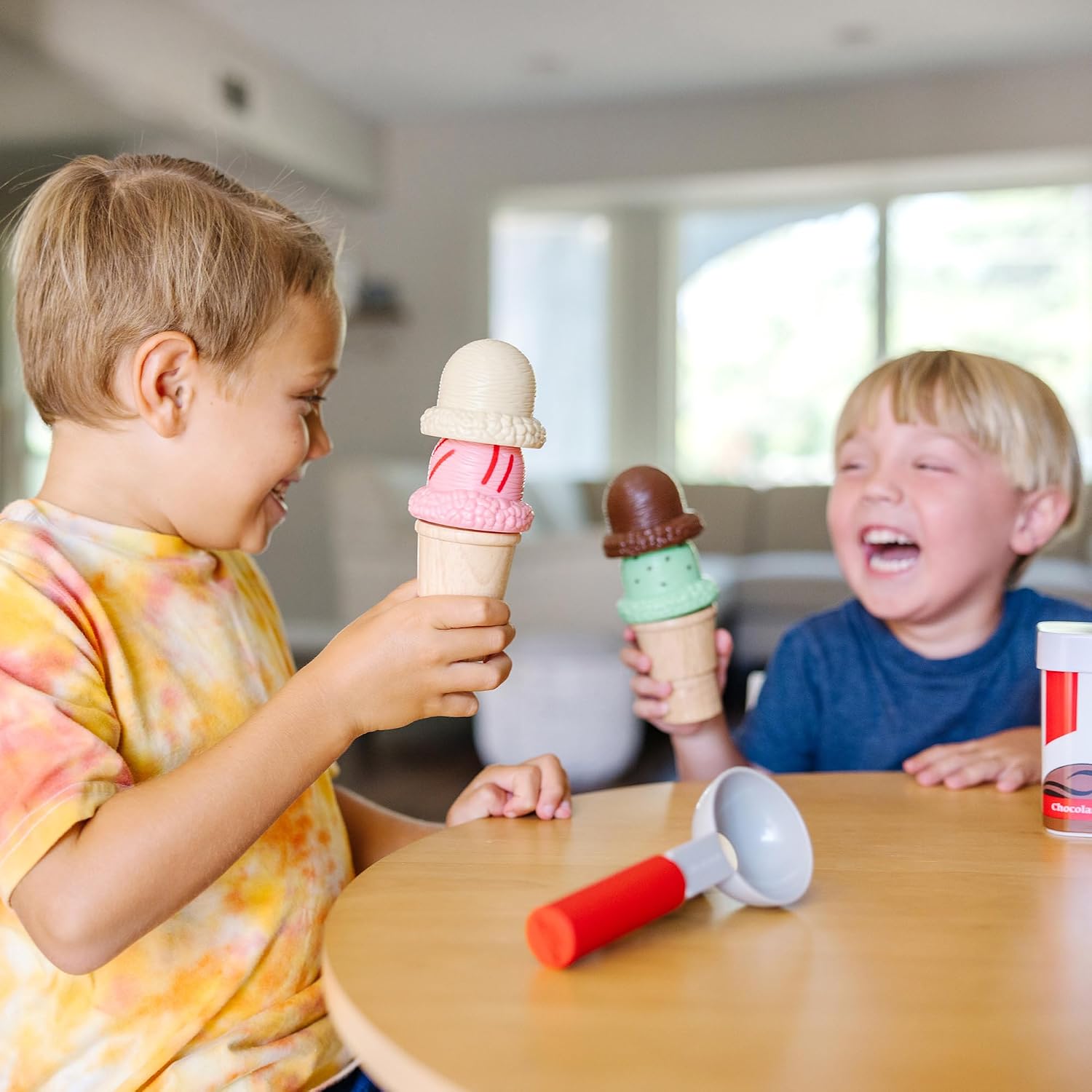 Melissa & Doug Scoop & Stack Ice Cream Jäätelö Leikkisetti