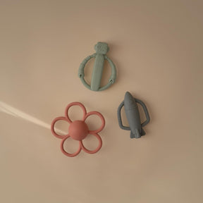 Mushie Robot Rattle Teether Robotti Purulelu