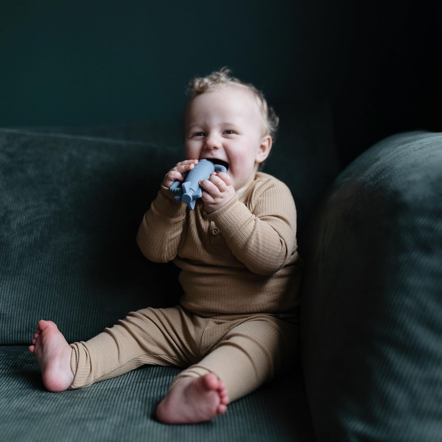 Mushie Rocket Rattle Teether Raketti Purulelu