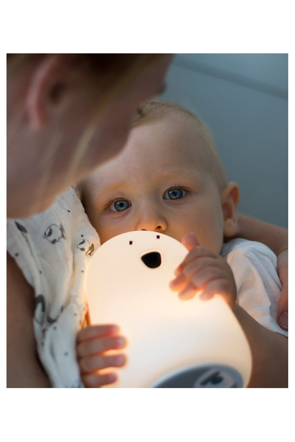 Rabbit and Friends Nalle Yövalo Valkoinen