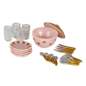 The Magical World of Lundby Nukkekoti Astiasto
