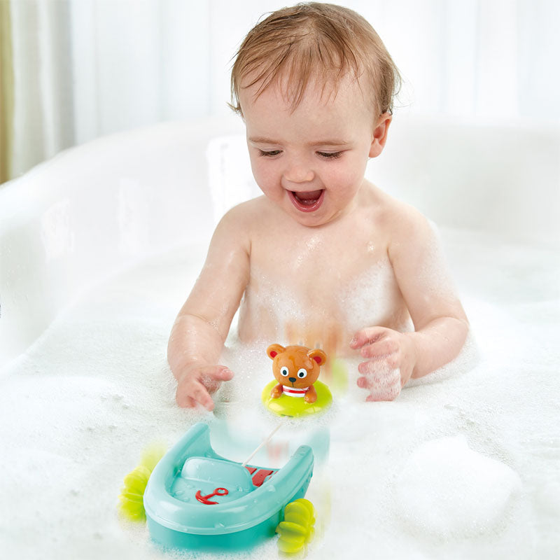 Hape kylpylelu Nalle ja Pull-back vene