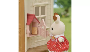 Sylvanian Families 5567 Red Roof Cosy Cottage Aloitustalo