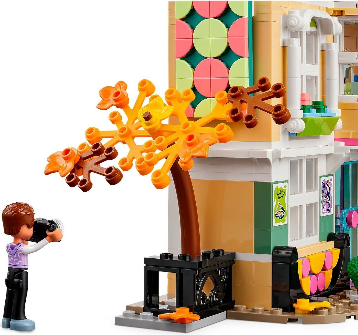 LEGO Friends 41711 Emman Taidekoulu