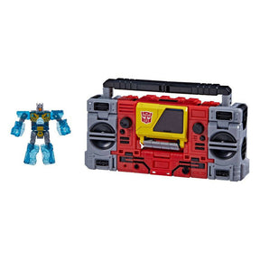 Transformers Legacy Voyager Class Autobot Blaster & Eject