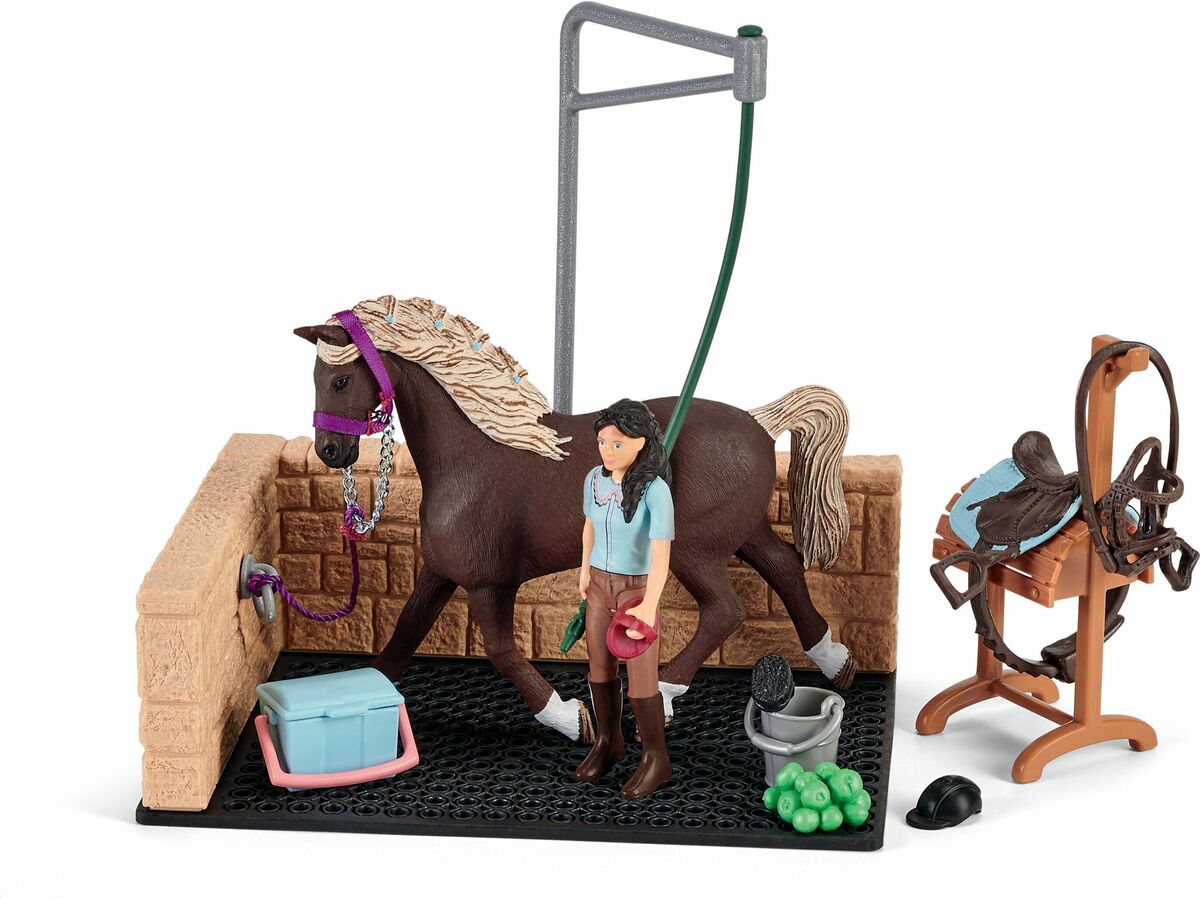 Schleich 42438 pesupaikka sekä Horse Club Emily ja Luna