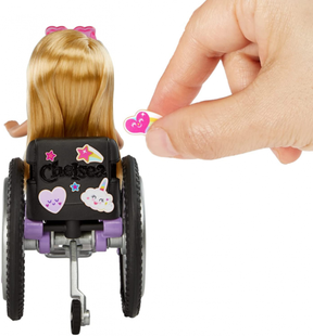 Barbie Chelsea Pyörätuolissa